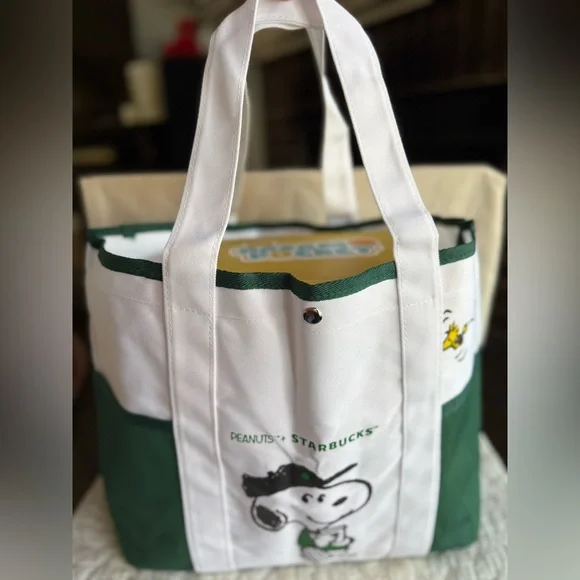 2025 New Starbucks Snoopy Tote Bag Shoulder Bag WHITE/GREEN Canvas - Picture 6 of 12